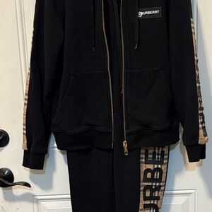 Jr Miss Woman’s Burberry Black Pants and Jacket with Beige Plaid Accent Size XXS